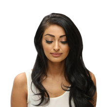 Load image into Gallery viewer, Diamond Dust Roll-On Pigmented Shadow