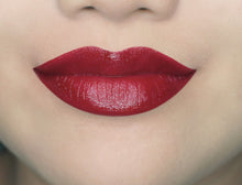 Load image into Gallery viewer, 8 Piece Lip Glossary