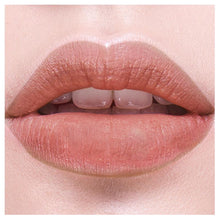 Load image into Gallery viewer, Paz Y Amor - Luxe Lips - Matte Liquid Lipstick
