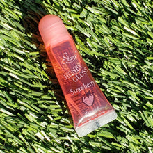 Load image into Gallery viewer, Starry Honey Lip Gloss | Strawberry
