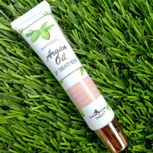 Load image into Gallery viewer, Italia Deluxe Natural Oil Lip Treatment - Argan Oil
