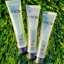 Load image into Gallery viewer, Max Lip Polish Lipgloss

| Coconut Oil
