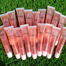 Load image into Gallery viewer, Max Lip Polish Lipgloss | Peach
