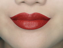 Load image into Gallery viewer, 5 Piece LipLocked Lipstick Collection
