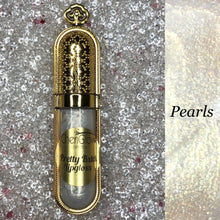 Load image into Gallery viewer, XO Lipgloss Royalty  - Pearls
