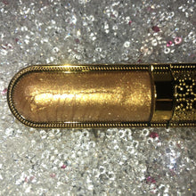 Load image into Gallery viewer, XO Lipgloss Royalty  - Crown
