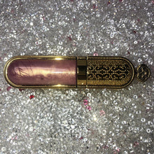 Load image into Gallery viewer, XO Lipgloss Royalty - Highness
